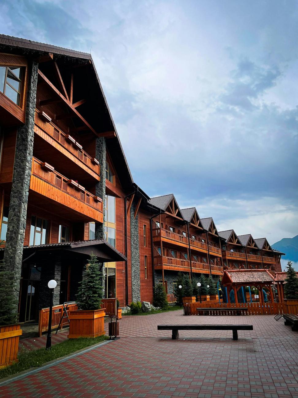 Lumareto Fhspire Hotel