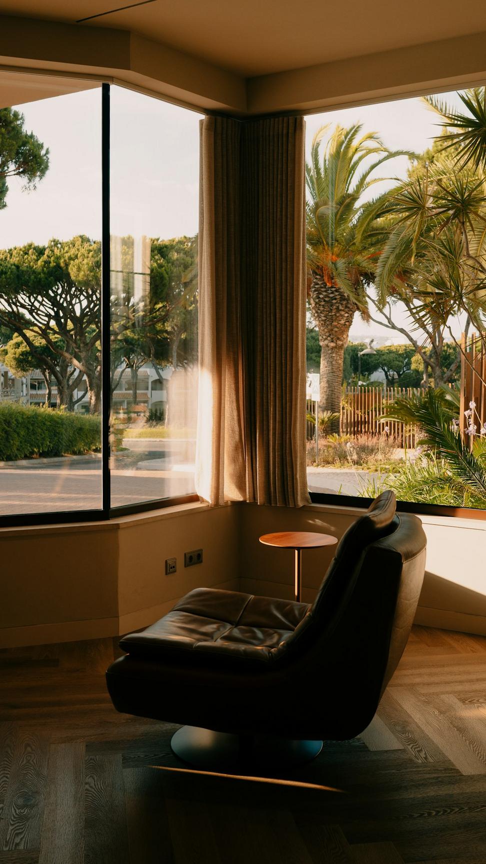 Deluxe Waterfront Room